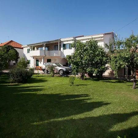 Deni Zadar